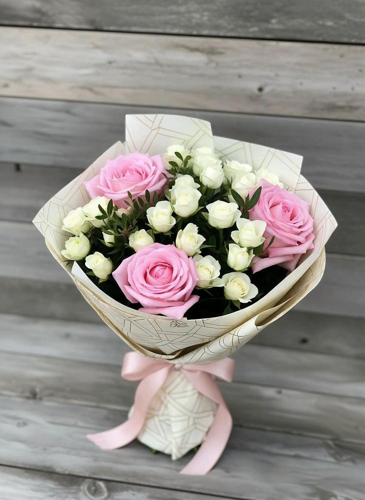 Букет цветов из: Розы в Ахты