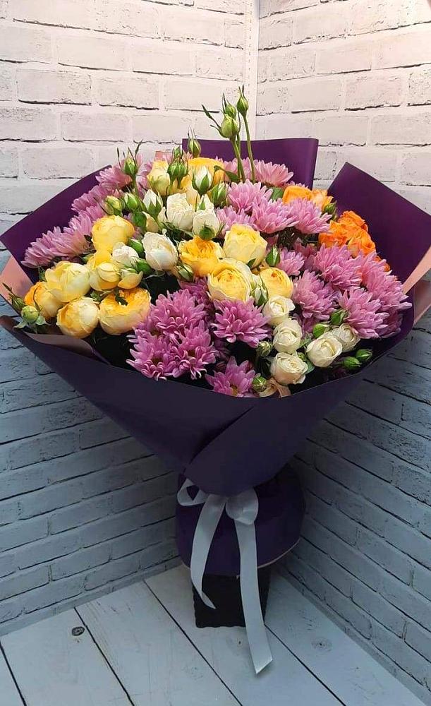 Букет цветов из: Хризантемы и Розы в Ахты