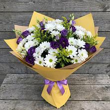 Букет цветов из:  Ирисы, Хризантемы и Ромашки в Ахты