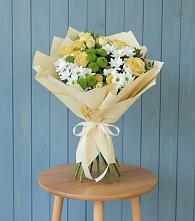 Букет цветов из:  Хризантемы и Розы в Ахты