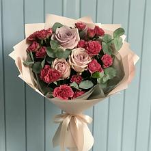 Букет цветов из:  Гвоздики и Розы в Ахты