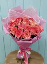 Букет 15 Розовых роз Равель в Ахты